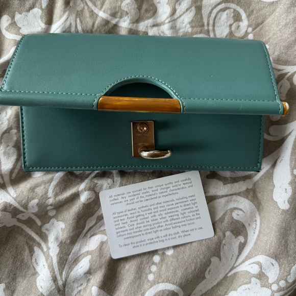 Charles & Keith - Teal Wallet with Removable, Adjustable Strap - Picture 4 of 10